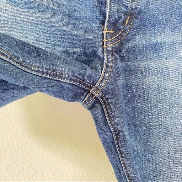 American Eagle Vintage High Rise Skinny Jeans Size 2 - Picture 5 of 10